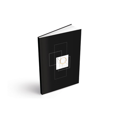 Záznamová kniha A4 – černý minimalismus / 100 listů / čtvereček
